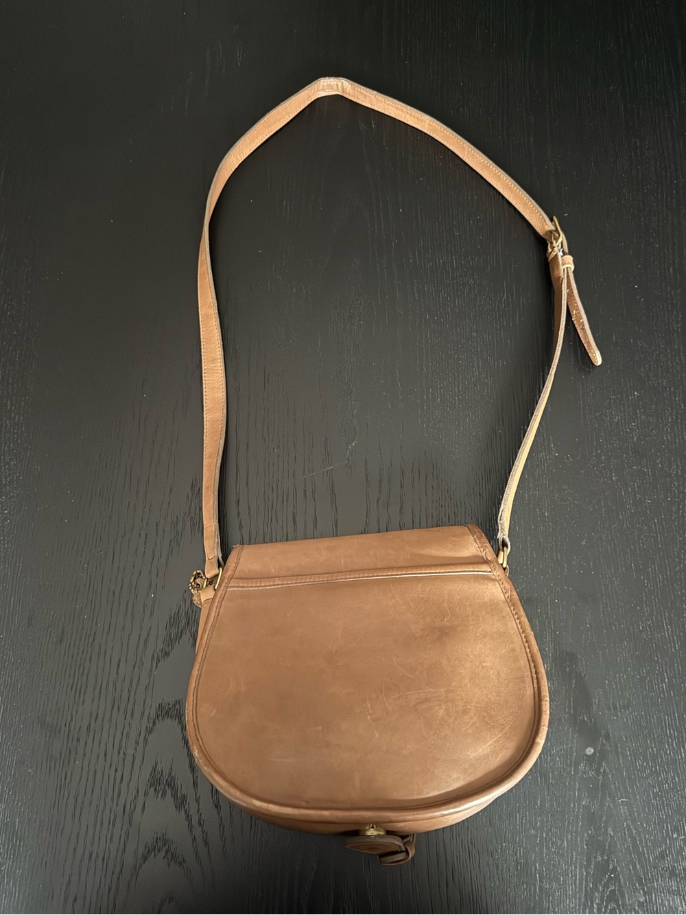 Vintage Coach NYC Tan Saddle Bag - Picture 2 of 12